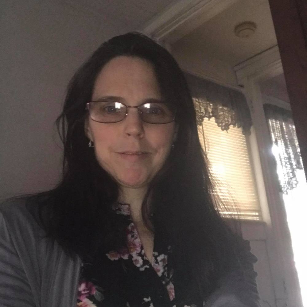 Meet your Posher, Julia